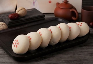 Bánh Quý Phi đặc sản Trung Hoa