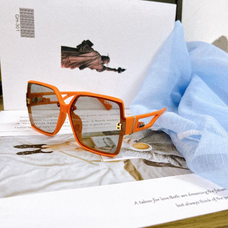 Kính Vuông Nữ Đổi Màu Chữ H Hermes Đi Ngày Và Đêm Của Nam Và Nữ Chống Tia UV400 Đi Đêm Chống Chói HM