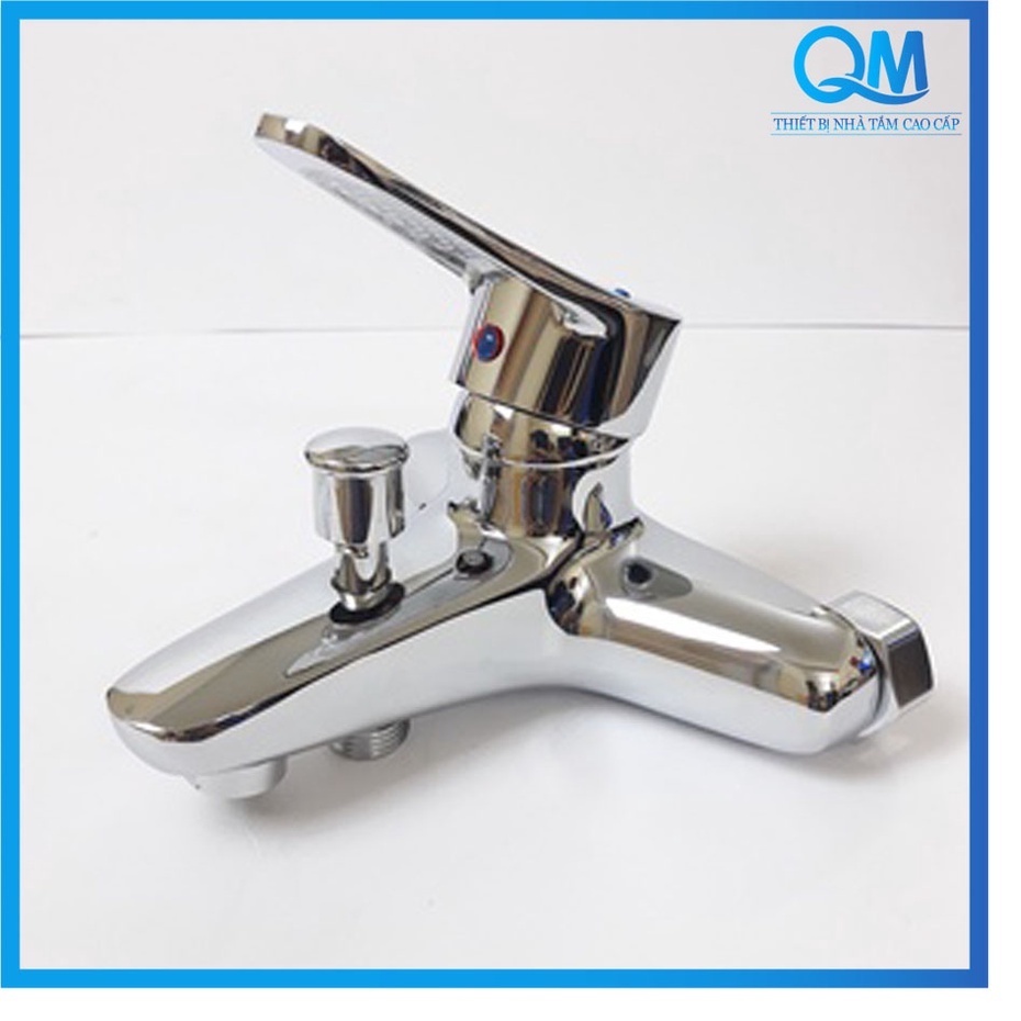 Củ Sen Nóng Lạnh Chất Liệu Đồng cao cấp mạ Niken sáng bóng với cần gạt thon gọn sang trọng tinh tế