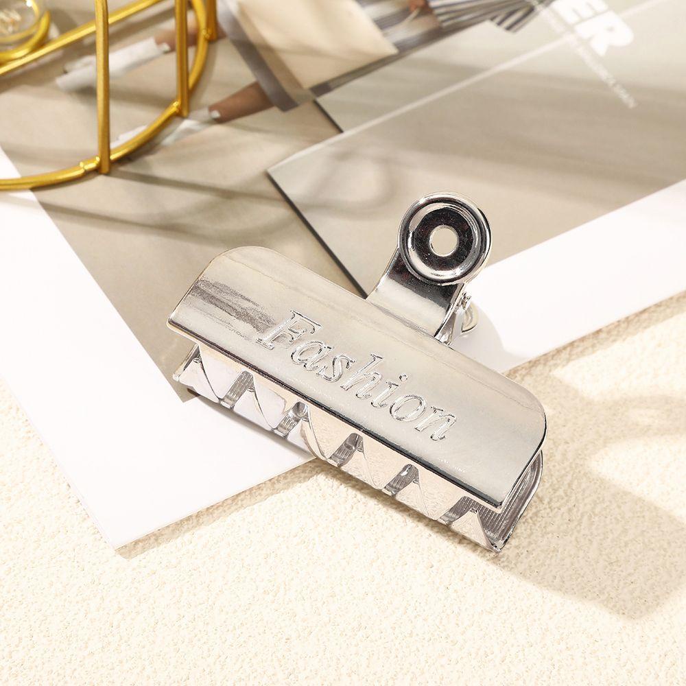 Kẹp Tóc Kim Loại Thiết Kế Đơn Giản Ngọt Ngào Cho Nữ