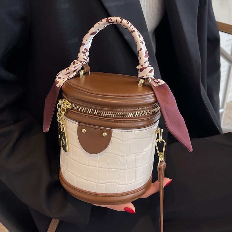 Túi xô đeo vai IELGY họa tiết đá thời trang cao cấp dành cho nữ