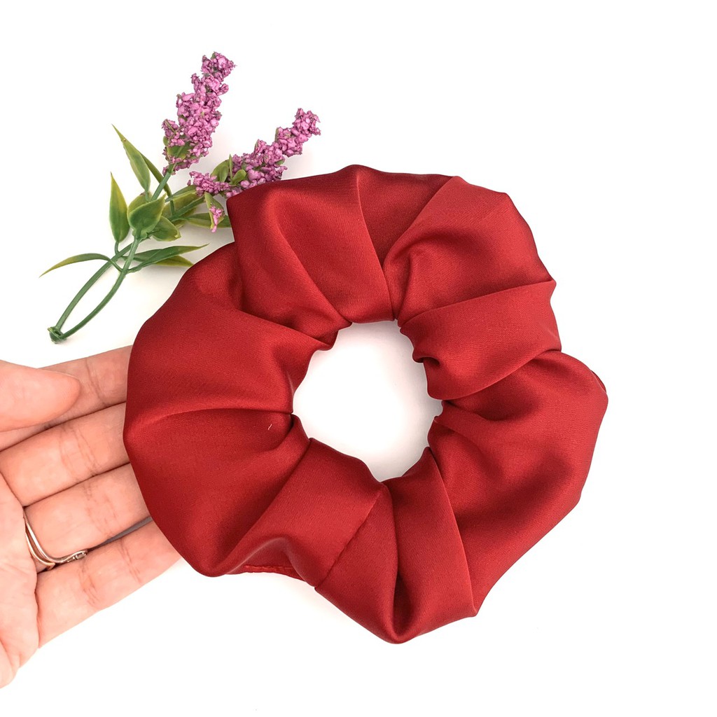 Cột tóc vải scrunchies màu trơn bóng