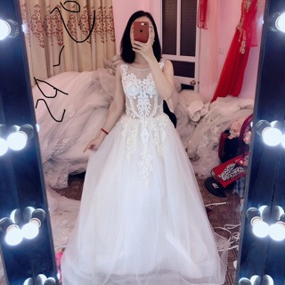 Thanh lí váy cưới