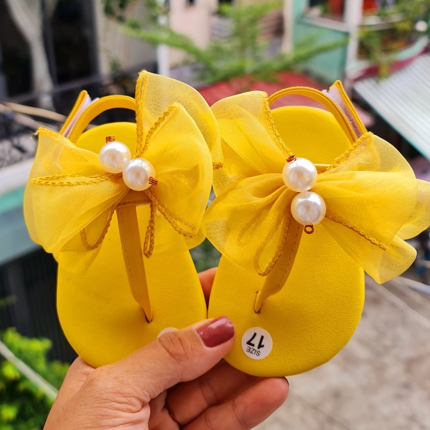 Giày nơ xỏ ngón cho bé gái đính nơ màu vàng chất liệu da siêu đẹp