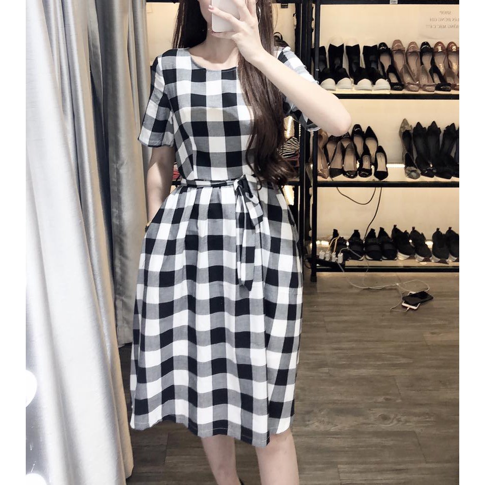 Đầm Suông Caro