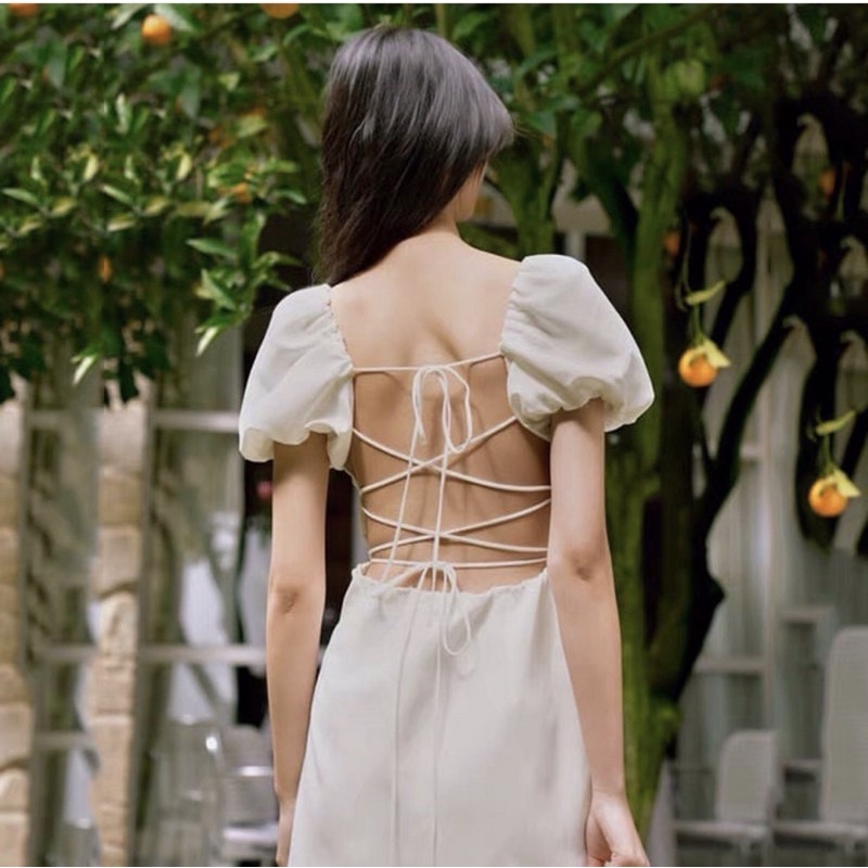 Váy ZR trắng đan lưng