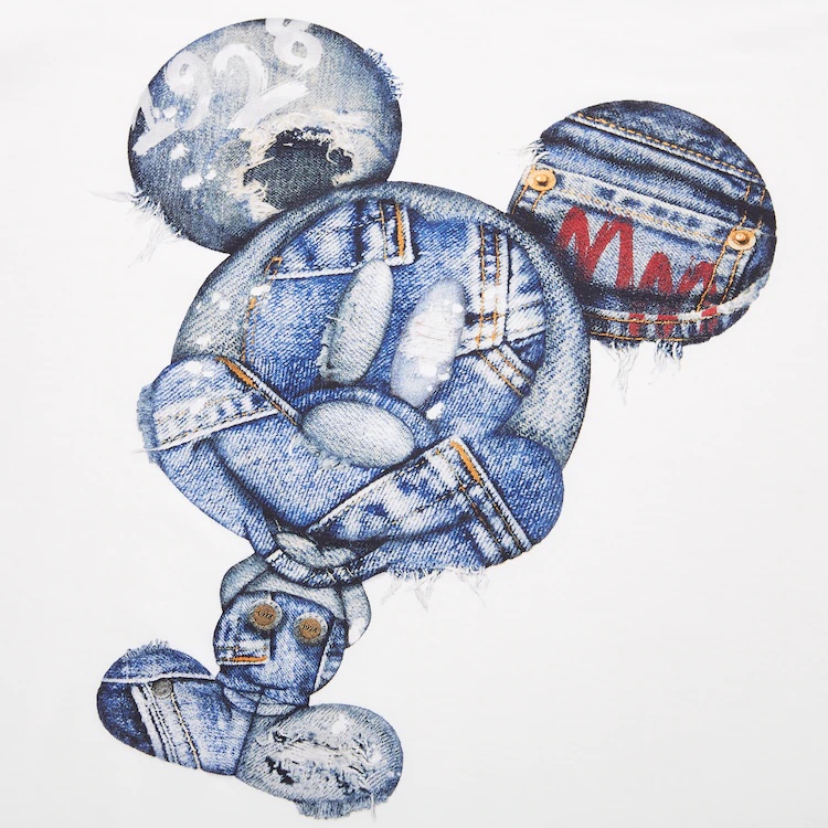 Áo thun in họa tiết Uniqlo UT T-Shirt - Magic for All Timeless Classics UT