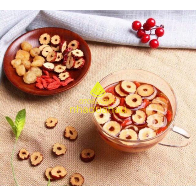 Một hộp táo đỏ sấy lạnh Hàn quốc hàng chuẩn mẫu Tết 3 mẫu hộp cứng có túi xách kèm sẵn đẹp sang chảnh 1000g | BigBuy360 - bigbuy360.vn