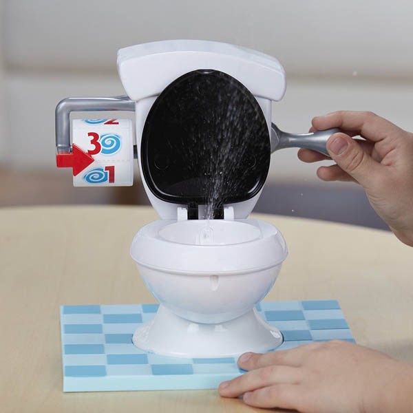 Trò chơi bồn cầu rắc rối Toilet Trouble phun nước vào mặt