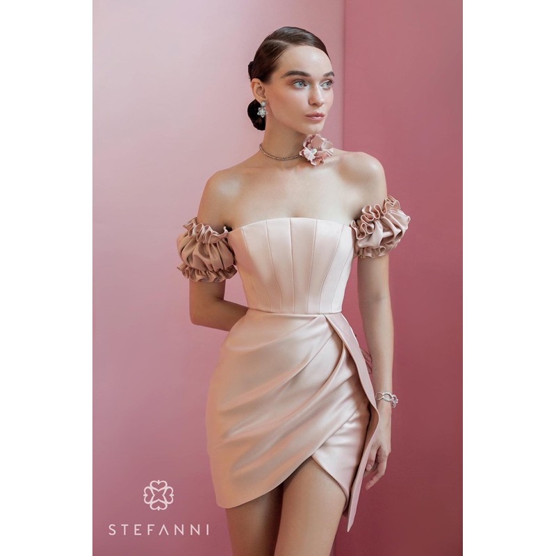 Vòng cổ hoa stefanni