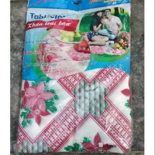 Khăn trải bàn dùng 1 lần vứt đi