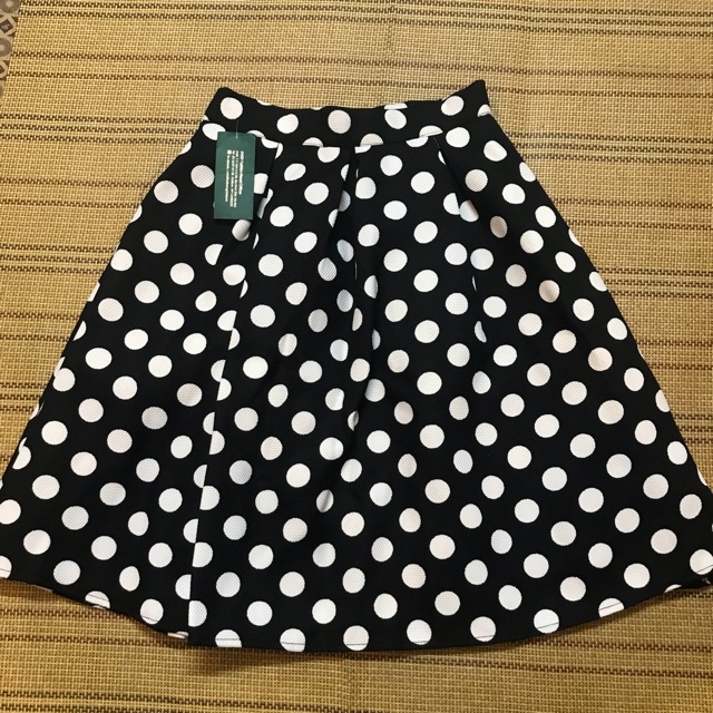 Chân váy chấm bi xoè vintage