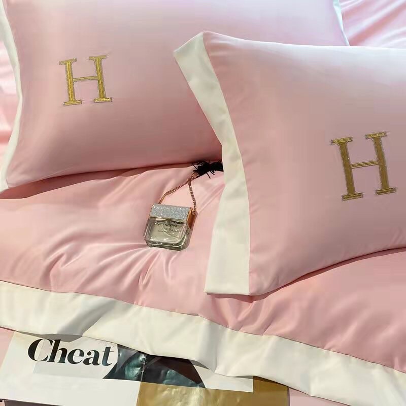 Bộ chăn ga gối lụa thêu chữ H, sét 4 món vỏ chăn ga và vỏ gối hàng nhập cao cấp