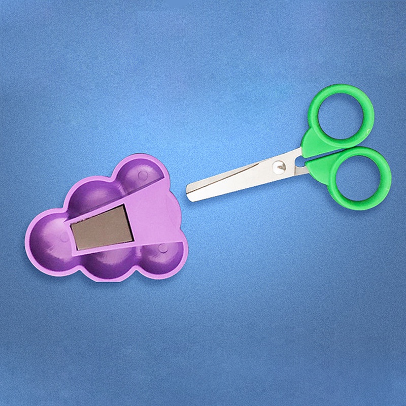 1 Kéo Cắt Giấy Từ Tính Hình Trái Cây An Toàn Cho Bé