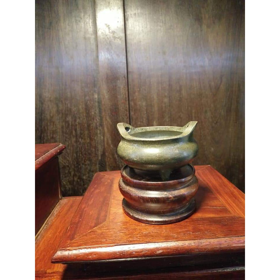 Lư Xông Trầm Hương Ba Chân Đồng Cổ