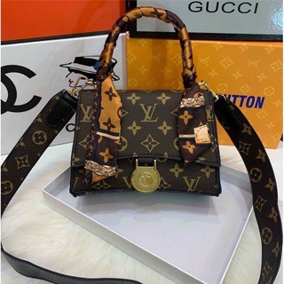 Túi Xách LV Quai Đứng Hàng Cao Cấp Size 18cm Tặng Kèm Khăn (Kèm video sản phẩm)