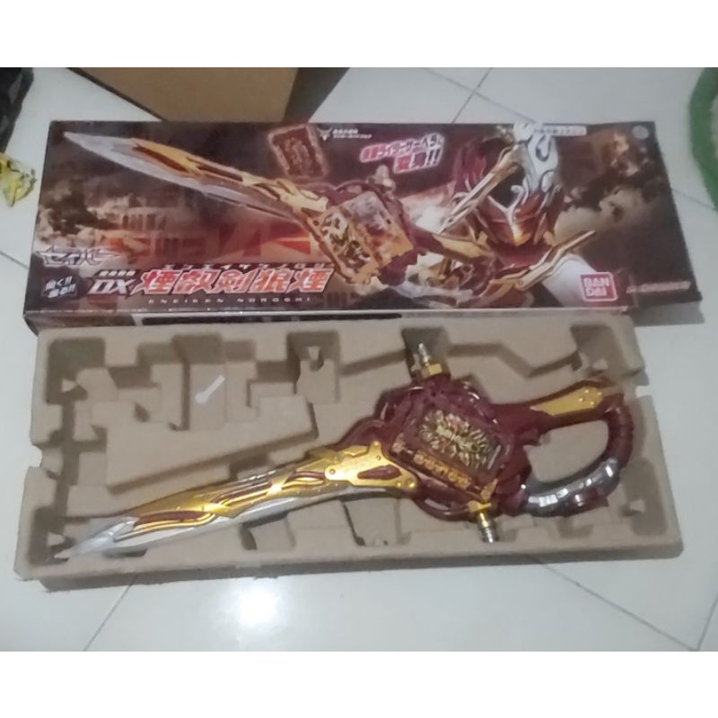 Đồ chơi DX Eneiken Noroshi likenew 99%của dòng phim kamen rider Saber
