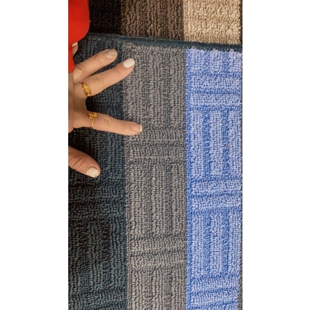 Thảm lau chân nhà tắm ,phòng khách kẻ sọc chống trơn trượt kt 40x60