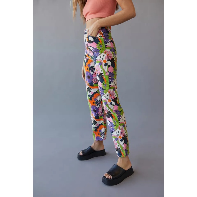 Quần khaki nhung họa tiết hoa lưng cao BDG by Urban Outfitters