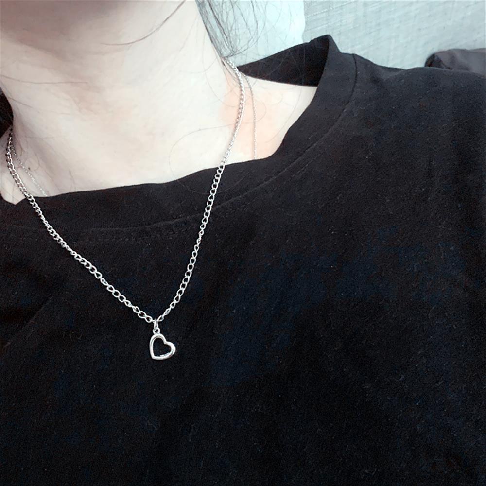 Vòng cổ Hai Lớp Màu Đen Trang Trí Hình Trái Tim Thời Trang Dành Cho Nam Nữ