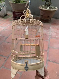 Lồng khuyên trúc “chợ”