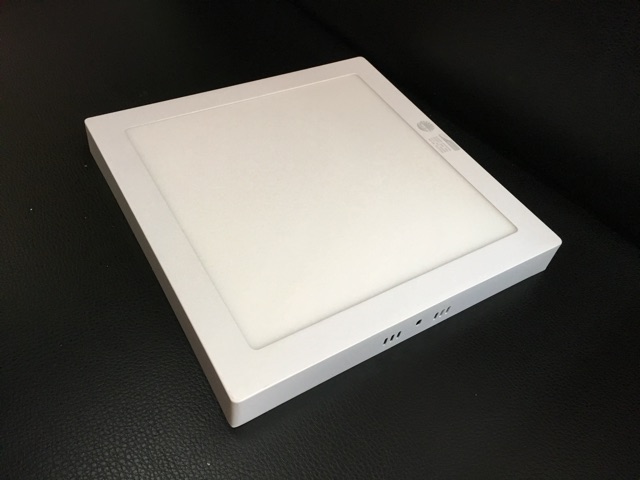 Đèn led ốp trần 24W Rạng Đông vuông 30x30cm