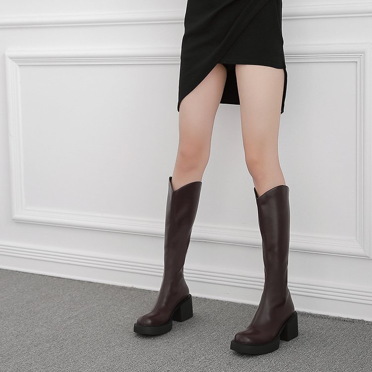 Giày bốt cổ cao mũi tròn khóa kéo năng động dành cho nữ | BigBuy360 - bigbuy360.vn