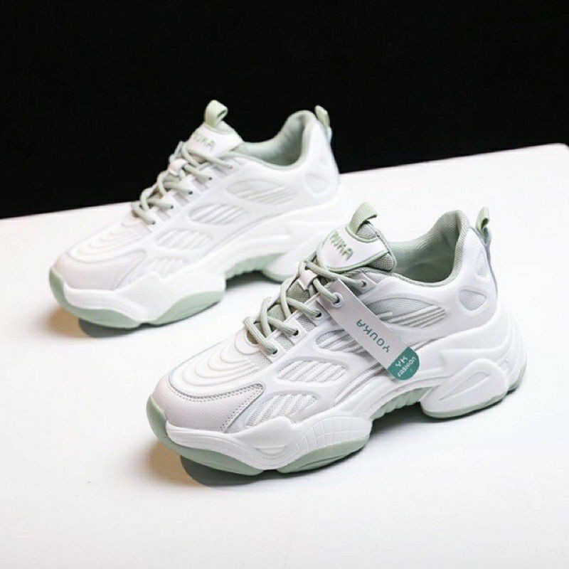 Giày sneaker nữ đế cao, Giày thể thao nữ độn đế thông hơi thoáng khí | BigBuy360 - bigbuy360.vn
