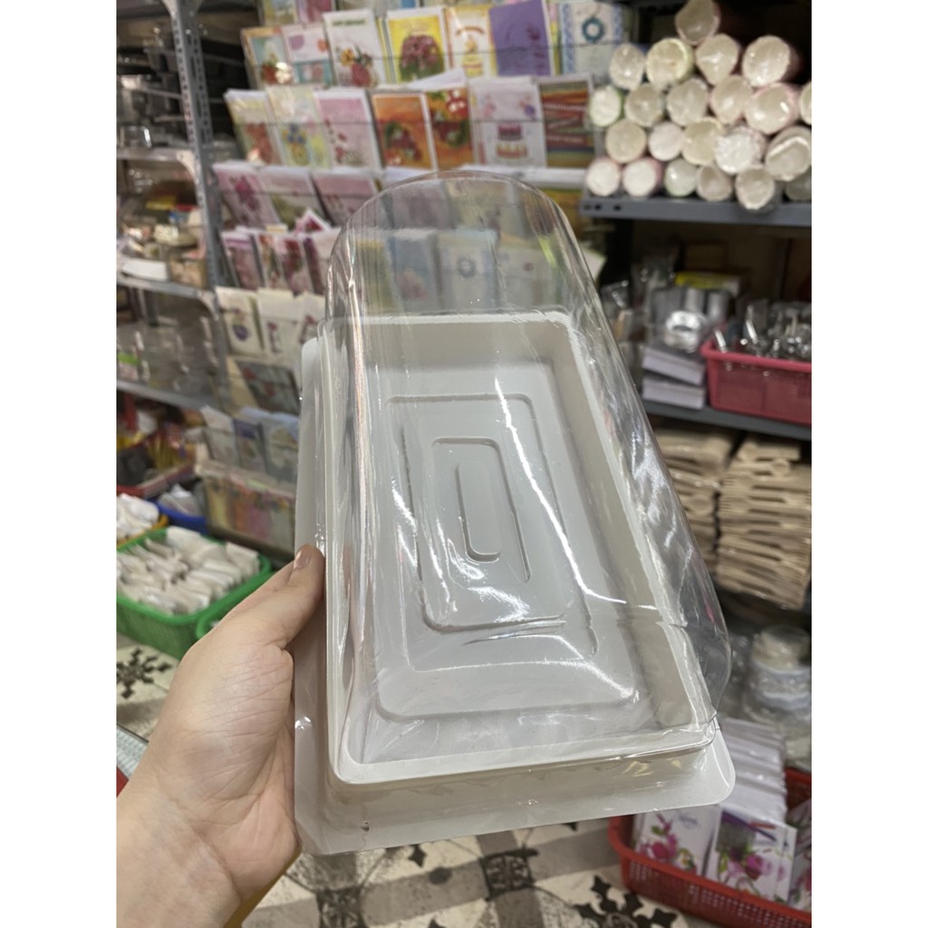 100 cái hộp vồng to đáy trắng dùng để đựng bánh bông lan cuộn hoặc bánh bông lan trứng muôi