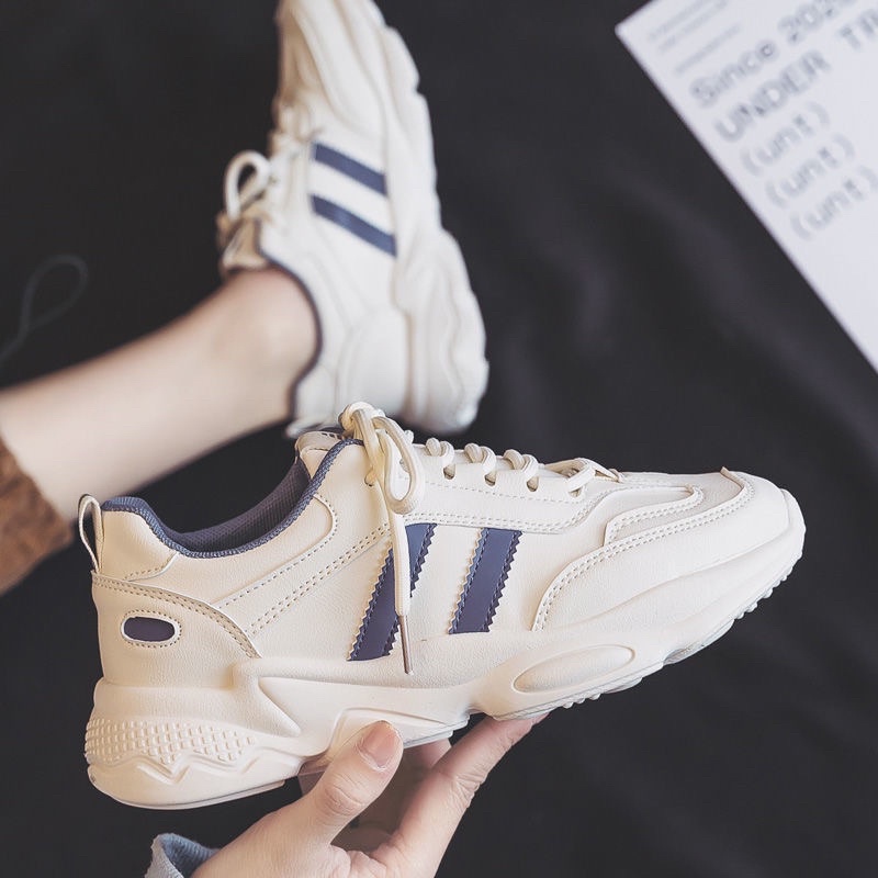 [Tặng dây giày] Giày thể thao nữ hot 2022 siêu đẹp, da mềm êm chân, 3 màu, size 35-39