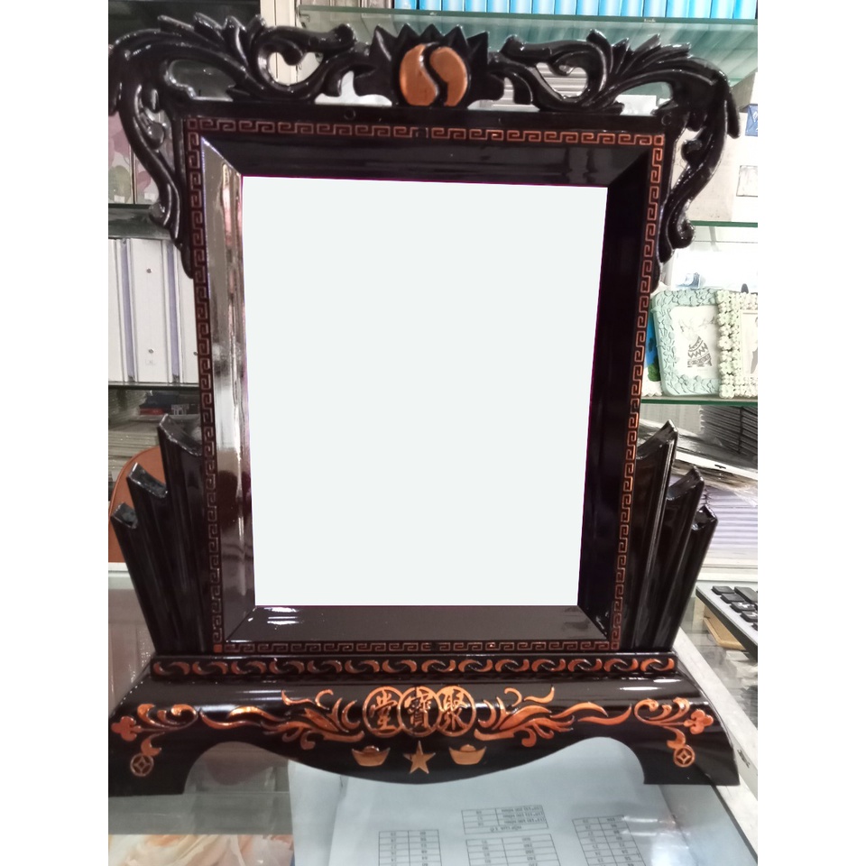 Khung hình thờ có chân .khung nhựa bền đẹp chắc chắn