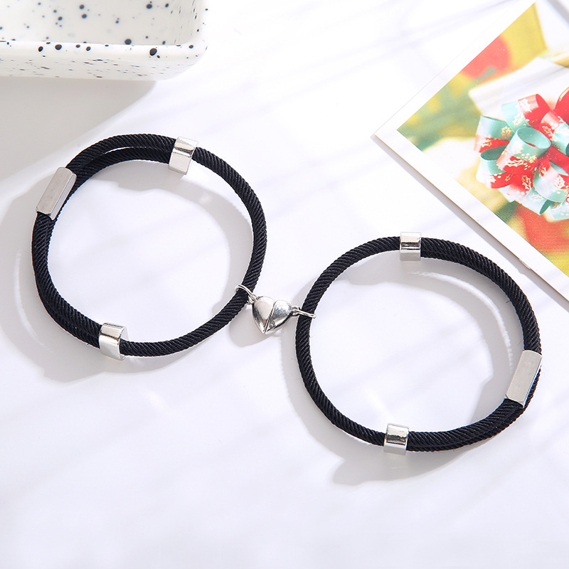 Set 2 Vòng Tay Dây Bện Phối Mặt Kim Loại Khắc Chữ Cho Cặp Đôi | BigBuy360 - bigbuy360.vn