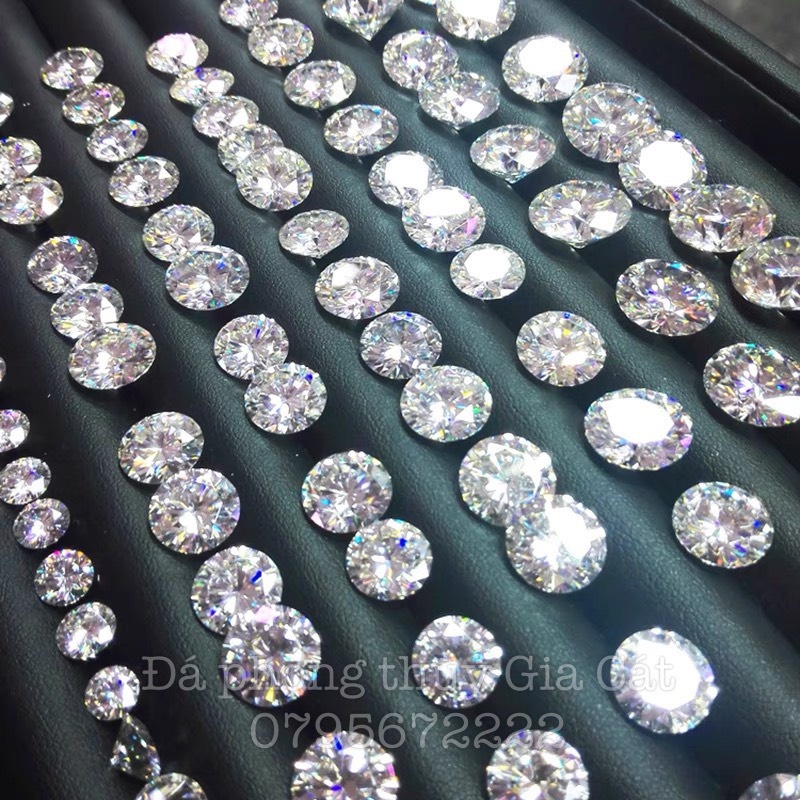 Kim cương nhân tạo Mỹ moissanite có kiểm định GRA vip nươc D độ sạch tuyệt đối