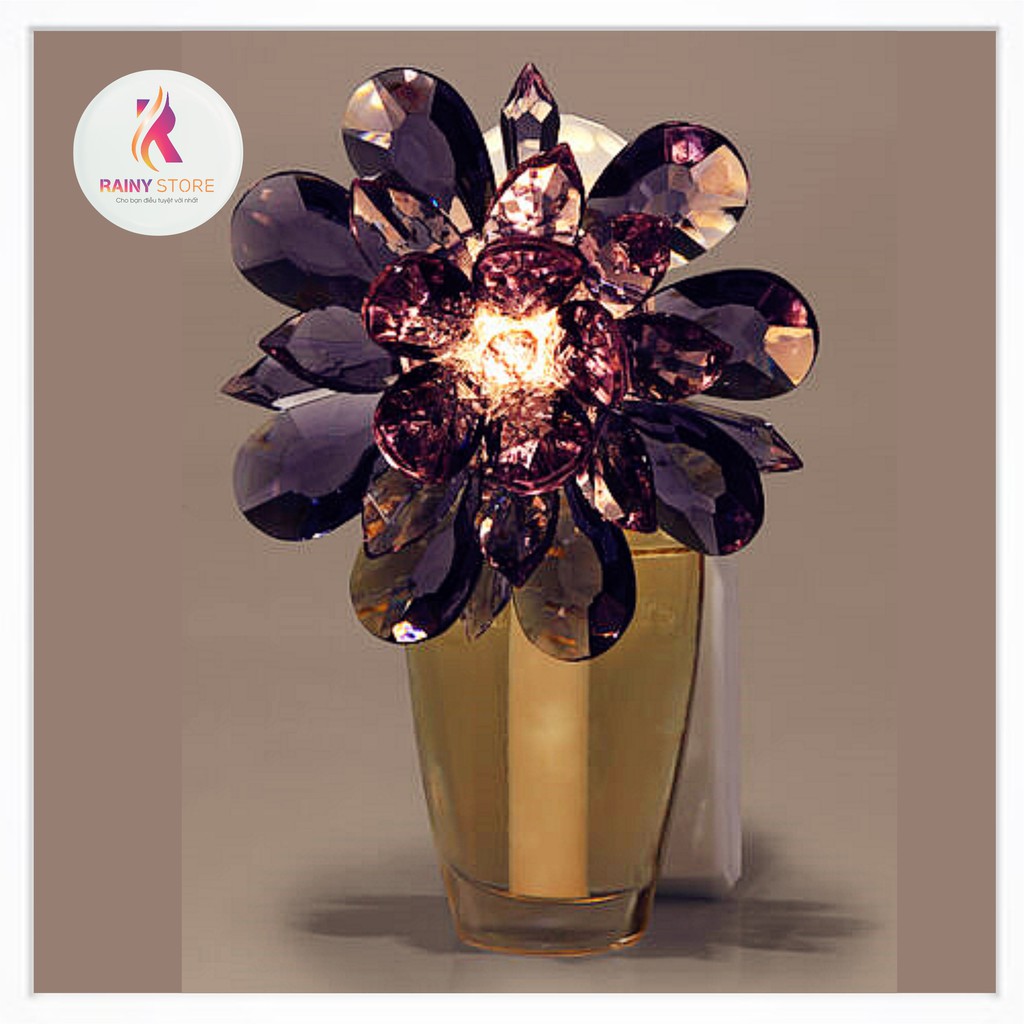 Đầu cắm tinh dầu sáng đèn Bath &amp; Body Works Purple Crystal Bloom Nightlight Wallflowers 110V