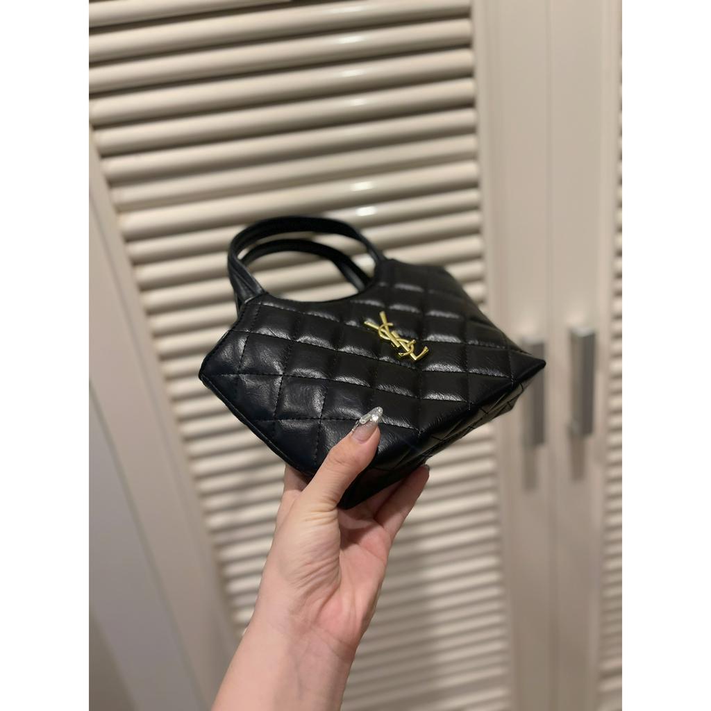 Túi cầm tay chư Y kèm dây đeo chéo sz 19 cực xinh