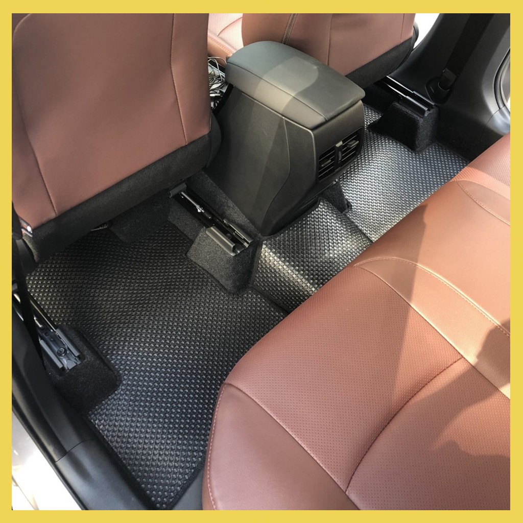 Thảm lót sàn ô tô Kata cho xe Toyota Cross - Nhập khẩu Thái Lan, vừa khít sàn xe, không mùi ẩm mốc