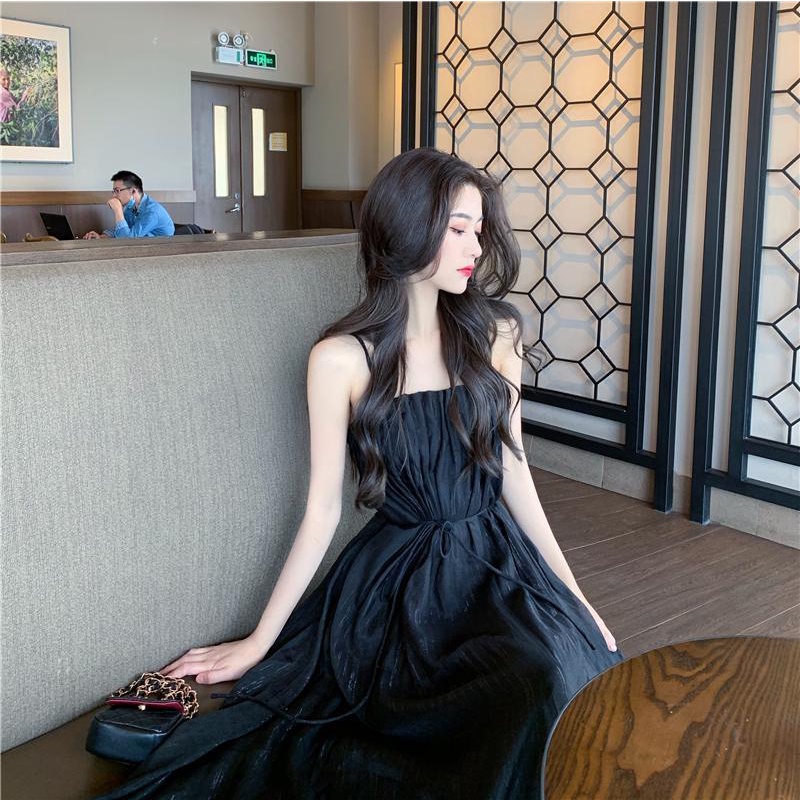 Đầm voan trắng mùa hè, đầm lệch vai dài thắt eo thể hiện khí chất dịu dàng, thanh lịch