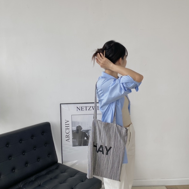 ÁO SƠ MI NỮ - HEE BY OHI - Màu Xanh Nhạt Pastel Cotton Chống Nhăn