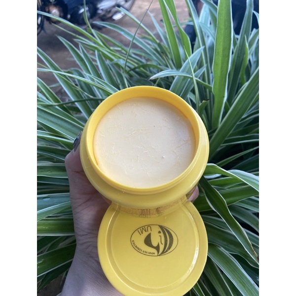 Kem Dưỡng Trắng Da Toàn Thân Tổ Yến Collagen Umi