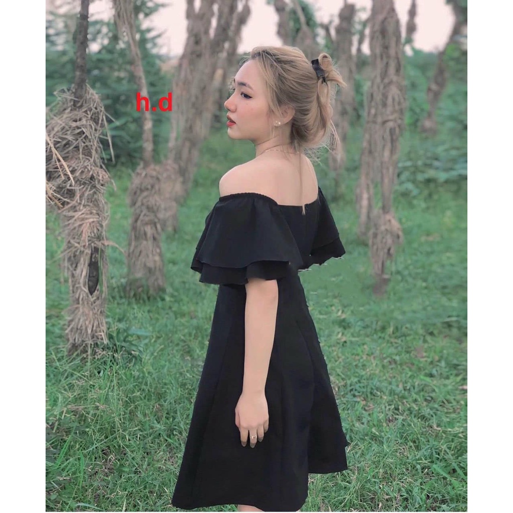 Váy trễ vai hai màu trắng đen kiểu dáng freesize phom ôm tôn dáng hack chân cực xinh - Váy đầm nữ dáng body hở vai