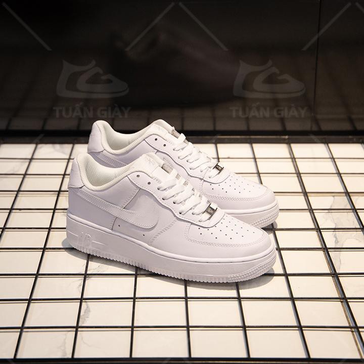 Giày AF1 SNEAKER DA trắng chất liệu da miếng chống nhăn dễ phối đồ phong cách thể thao.TUẤN GIÀY