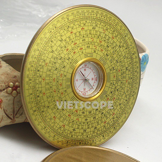 La bàn phong thủy 13 cm thân kim loại - La kinh phong thủy 13 cm cực đẹp