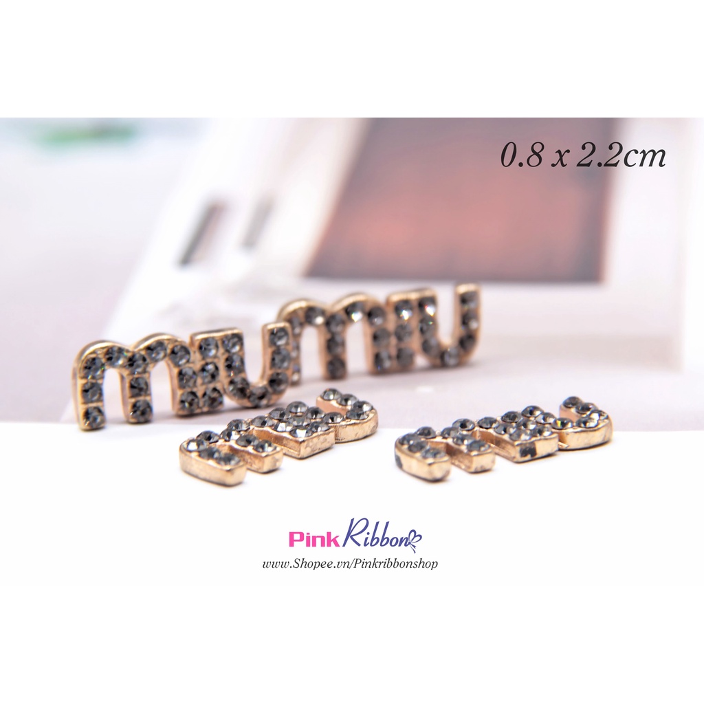 SET 2 CÁI - Charm chữ MⅠЦ MⅠЦ
