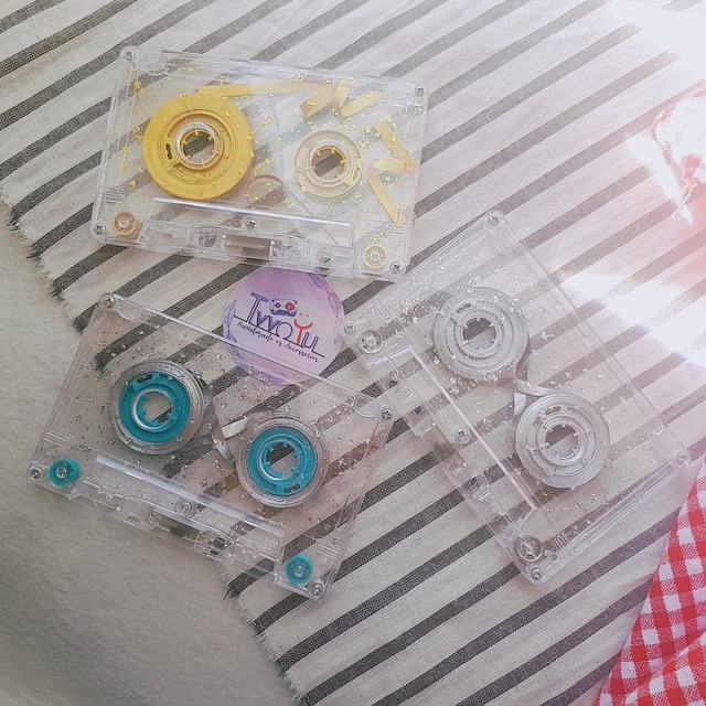 Băng cassette trang trí Wanna One
