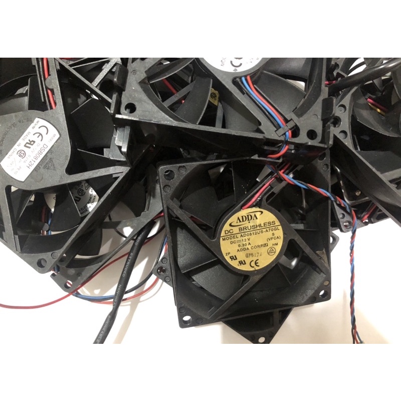 Fan 8cm 12V 0.2-0.3A giao ngẫu nhiên