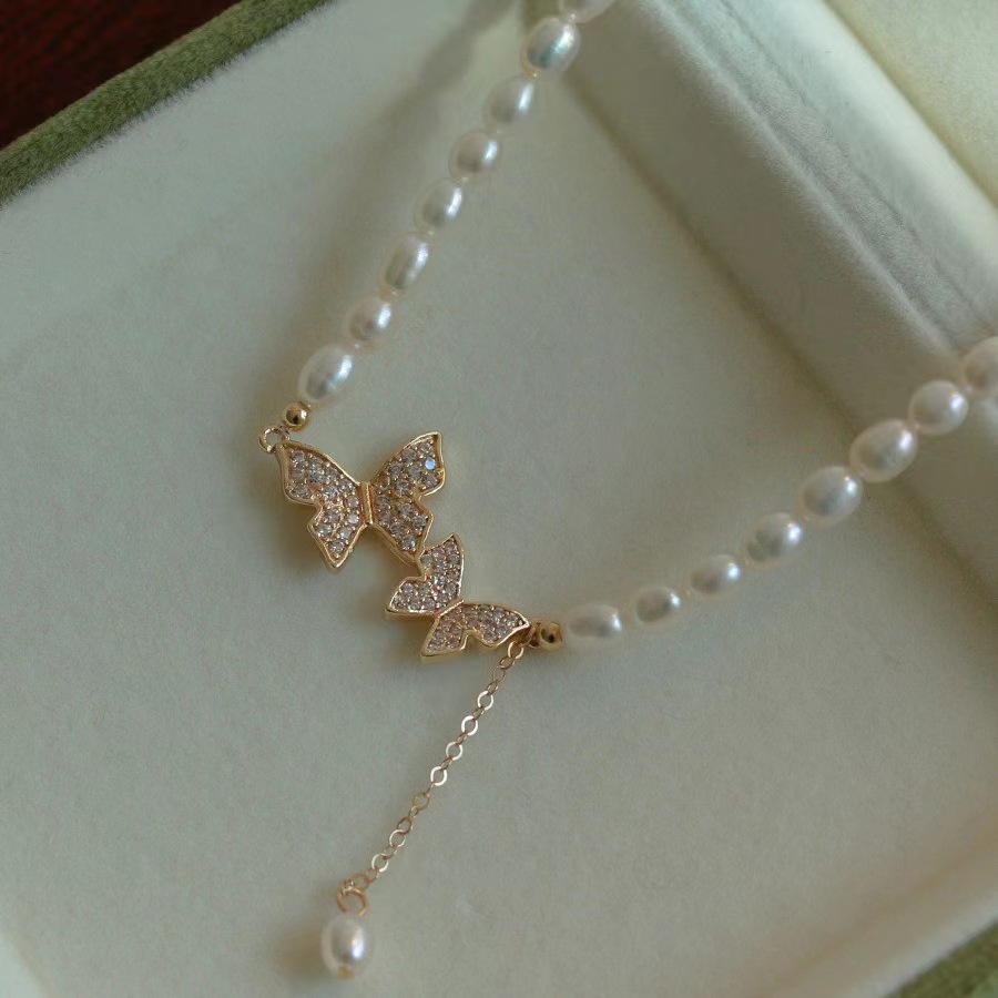 Vòng cổ choker MAYEBE LAVEND hình bướm đính ngọc trai giả thời trang Hàn Quốc cao cấp sang trọng