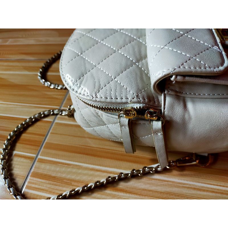 Balo mini trắng kem