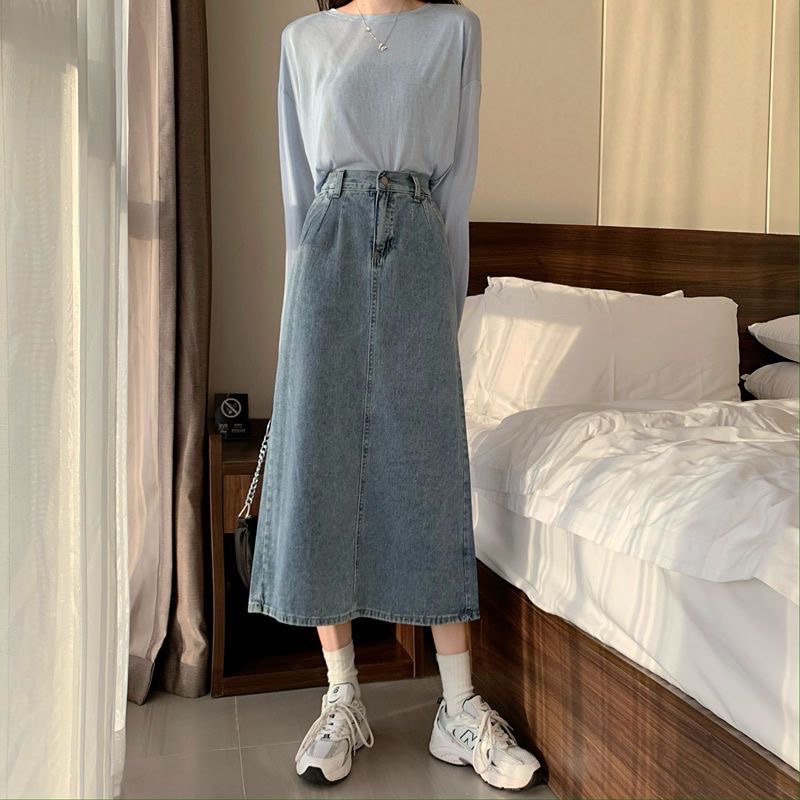 Chân Váy Bò Jeans Dài Cài Khuy Sau Lưng Xẻ Tà Sau Nữ Tính Học Sinh Hàn Quốc