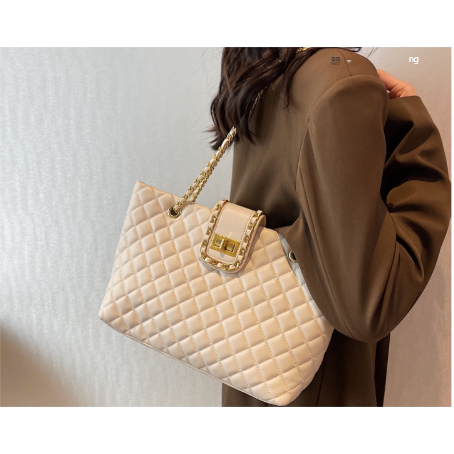 D461 Túi đeo vai chất da mềm dây xích khóa cài thời trang