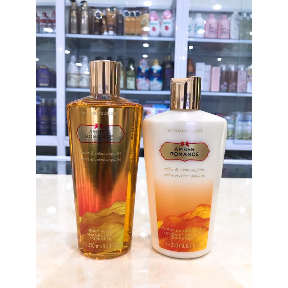 Sữa tắm - Sữa Dưỡng Thể Victoria's Secret Amber Romance 250ml USA